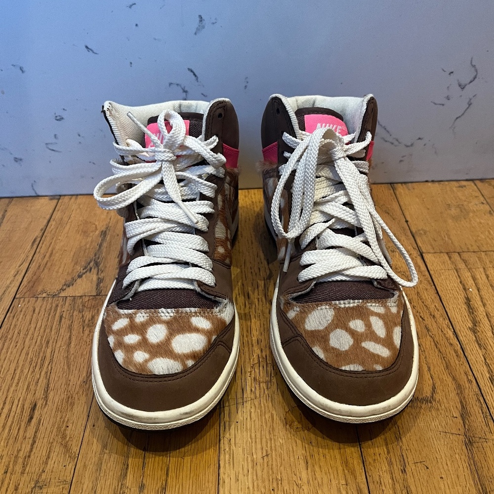 Nike Womens Court Force High Classic Bambi